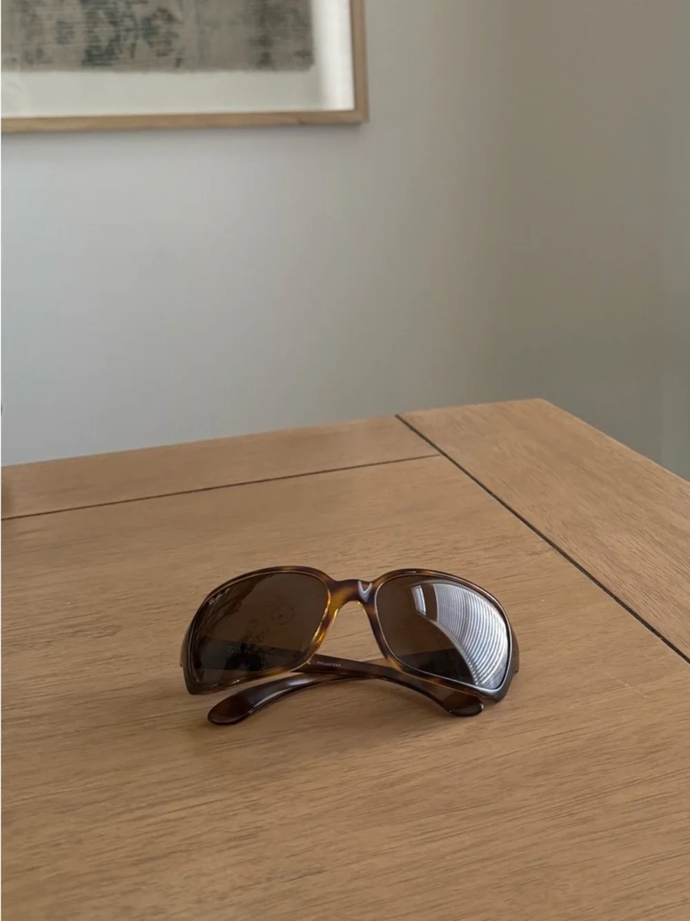 Ray-Ban Women’s Tortoiseshell Sunglasses with Brown Polarized Lenses - Picture 2 of 5